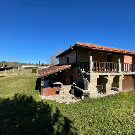 Casa De Campo Con Piscina, Entera O Por Habitaciones Amoeiro Eksteriør billede