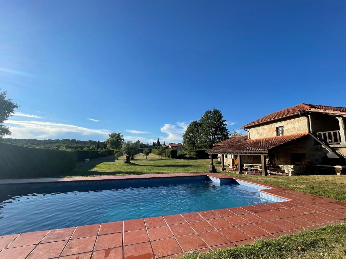 Casa De Campo Con Piscina, Entera O Por Habitaciones Amoeiro Eksteriør billede